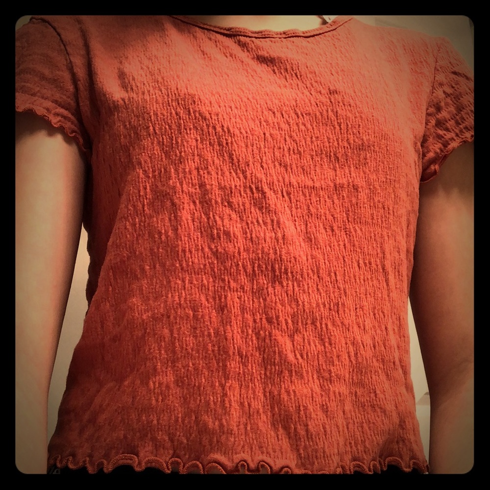 american eagle cropped orange tee